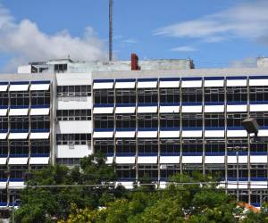 Los directivos del Hospital Escuela en Honduras son destituidos sin previo aviso ni renuncia. El gobierno busca perfiles de acuerdo a su ideología.