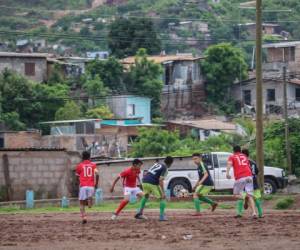 En la colonia La Travesía se han realizado campeonatos de fútbol. Foto: EL HERALDO