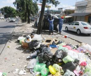 En distintos puntos de la capital se realizan varios recorridos debido a la gran cantidad de basura que se genera.