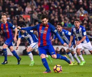 Lionel Messi desde el manchón penal pone el segundo y definitivo ante el Leganés (Foto: Agencia AFP)