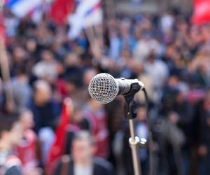 Un político ladrón que ya gobernó o sueña con tornar al sillón presidencial es digno del más grande repudio popular. Las ambiciones personales o de grupo no pueden estar por encima de la paz anhelada.