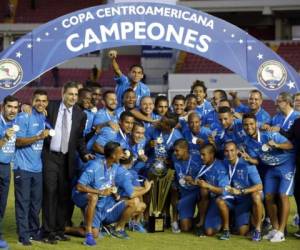 La Selección de Honduras alzó su cuarta Copa Centroamericana el pasado mes y eso ayudó en el ranking FIFA de febrero (Foto: Agencia AFP)