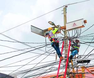 Entre las medidas para combatir la crisis energética está la medición inteligente centralizada.