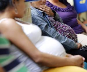 Hay más de 600 mujeres embarazadas con sospecha de zika en el país, elevando el riesgo de que sus niños nazcan con problemas.