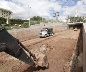 El túnel del bulevar Juan Pablo II tiene un avance del 90%, el cual será inaugurado el mes próximo. Está valorado en L 85 millones.