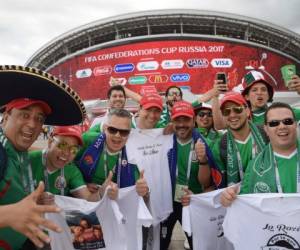 Los aficionados mexicanos no se comportaron a la altura en el juego ante Portugal en su debut de la Copa Confederaciones (Foto: Agencia AFP)