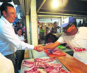 El candidato liberal Luis Zelaya suspendió su campaña este fin de semana.