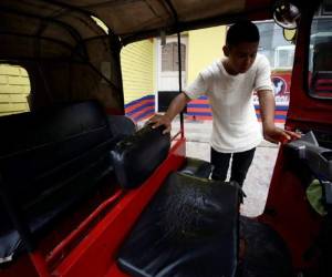 La juventud es su aliada en medio de la calamidad. Foto: Emilio Flores/ EL HERALDO