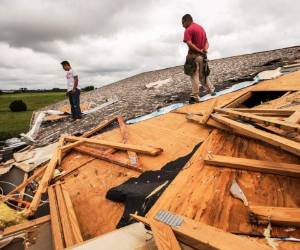 Un tornado azotó el sábado Austin, Texas.