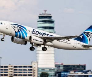 El Laplace está equipado con tres aparatos sumergibles (Detector-6000) de la empresa francesa Alseamar, capaces de captar señales de cajas negras hasta 4.000 a 5.000 metros de profundidad.