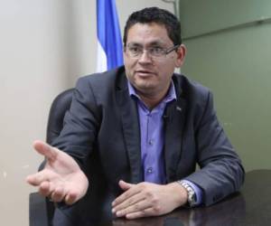 Entre los imputados figura el exrector de la UNA y exministro de Educación, Marlon Escoto.