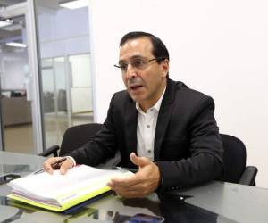 Cerrato es el funcionario que mejor conoce cómo se manejan las relaciones con el FMI, ya que desde 2013 ocupa la Sefin.