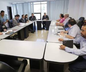 Los representates del empresariado hondureño solo han expresado que analizarán las cifras del Índice de inflación (3.3%) y de crecimiento económico (3.8%) para determinar su propuesta (Foto: El Heraldo Honduras/ Noticias de Honduras)