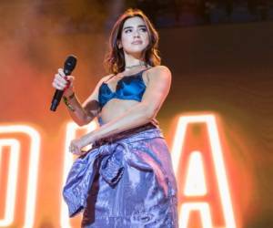 Con dos nominaciones al Grammy incluyendo el Mejor Tema Dance con Electricity al lado de Diplo y Mejor Nueva Artista , Dua cierra un 2018 de manera exitosa.