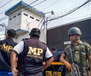 Las autoridades afirmaron desconocer lo que provocó la muerte de ambos internos y aseguraron que se ha abierto una investigación para esclarecer los hechos (Foto: Redes)