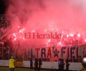 La Policia Nacional determinó prohibir el acceso a los miembros de la Ultra Fiel del Olimpia al estadio de Choluteca a fin de evitar enfrentamientos con los simpatizantes del equipo anfitrión, que es Motagua. Foto: EL HERALDO.