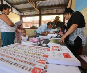 Las elecciones primarias de Libre han estado en el ojo del huracán por una serie de denuncias realizadas por sus propios militantes sobre un posible fraude electoral el pasado domingo, foto: EL HERALDO.