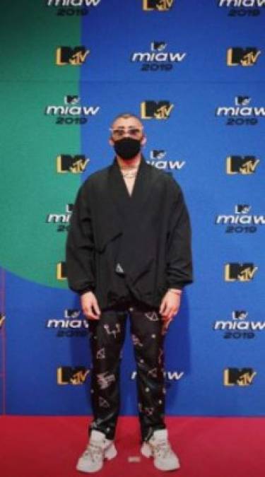 FOTOS: Famosos deslumbraron en la alfombra rosa de los Premios MTV Miaw 2019