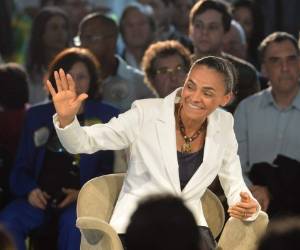 La presidenta Dilma Rousseff calificó a Marina Silva de “fervorosa evangélica”. A título personal, Marina está en contra del aborto y del matrimonio homosexual.