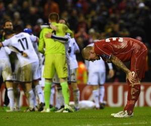 Liverpool empata en Anfield ante Basilea y queda eliminado.