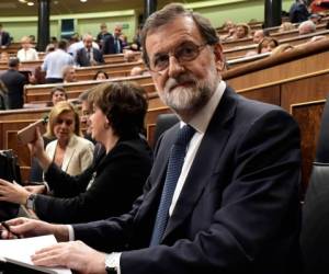 El presidente de España, Mariano Rajoy prometió hacer todo lo que esté a su alcance para impedir la secesión catalana tras un referéndum prohibido en la región, que sigue profundamente dividido sobre la independencia. Foto: AFP