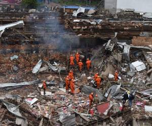 Una aparente fuga de gas provocó una enorme explosión.