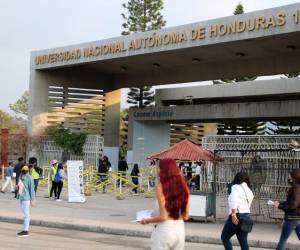 En el auditorio del edificio Alma Máter de la Universidad Nacional Autónoma de Honduras la Junta Nominadora recibirá los últimos documentos de autopostulaciones.
