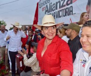 Xiomara Castro de Zelaya resultó ganadora en las elecciones primarias de este domingo en el partido Libertad y Refundación (Libre).