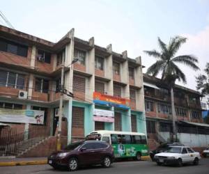 La Región Metropolitana de Salud habilitó 66 centros y puntos estratégicos en la capital para aplicar vacunas del esquema nacional, VPH, influenza y TDAP.