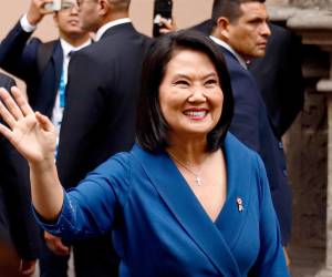 A diferencia de sus predecesores, Fujimori cuenta en principio con el suficiente respaldo en el Parlamento para poder completar todo su mandato.