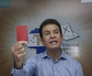 Nasralla aspiró a presidente en la fórmula del Partido Anticorrupción (Pac).