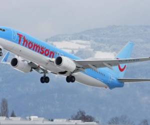 Imagen de un avión de Thomson Airways.