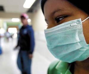 Tito Alvarado ha indicado que la Secretaría de Salud debe emitir una alerta ante la epidemia para evitar una propogación más extensa del virus.