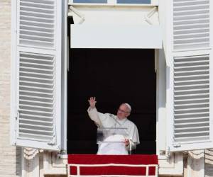Las autoridades eclesiásticas deben escoger un terreno consagrado, como un cementerio o iglesia, para recibir las cenizas (Foto: AFP/ El Heraldo Honduras/ Noticias de Honduras)
