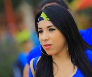 La bella esposa de Marlon Licona llegó hasta El Progreso para apoyar y echarle buenas vibras al portero motagüense.