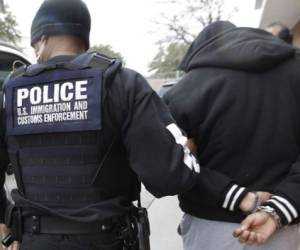 El Servicio de Control Inmigración y Aduanas (ICE) dijo que los agentes arrestaron a 41,300 inmigrantes sospechosos de haber entrado ilegalmente al país en un lapso de 100 días del 22 de enero al 29 de abril.