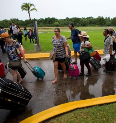 México se prepara para el huracán más grande que jamás ha existido