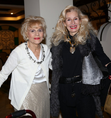 Música, danza y humor en noche de cabaret