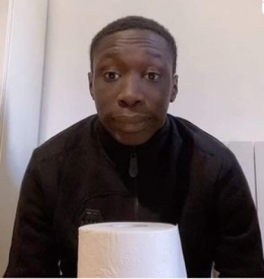 La historia de superación de Khaby Lame, tiktoker que soluciona problemas obvios