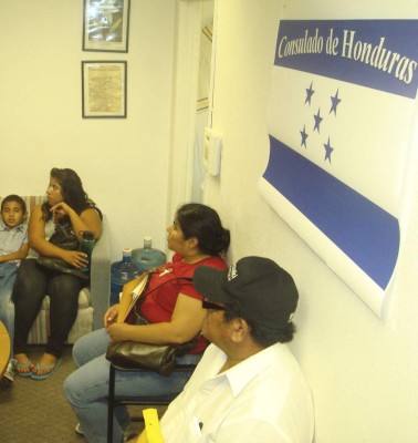 Hondureños se organizan para pedir a Donald Trump una ampliación del TPS