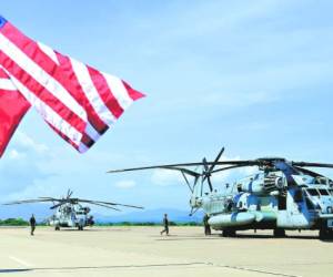 Las aeronaves en las que arribaron a Palmerola los 300 marines de EE UU.