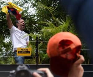 La excarcelación de López -condenado a casi 14 años de cárcel- apuntaría a descomprimir el escenario, en el que el gobierno carga con una cuota alta de desprestigio por la 'represión' contra manifestantes que denuncian sus oponentes. Fotos: Afp