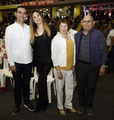 Perales se despidió a lo grande del público catracho