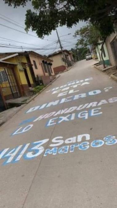 FOTOS: Se expande por toda Honduras la pregunta '¿Dónde está el dinero?'