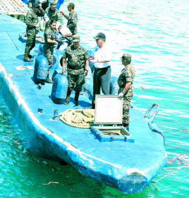 Trasladan narcosubmarino hasta Tegucigalpa