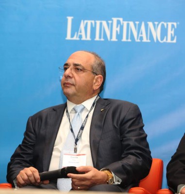HonduFuturo convoca a profesionales aplicar a becas en el extranjero