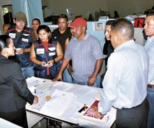 La Fiscalía de Derechos Humanos recibió más denuncias contra el exalcalde Avilez, en 2014, por influenciar para el cierre de un canal televisivo.