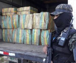 Unos 957 kilos de cocaína en total sería lo decomisado en Gualaco, en dos acciones policiales. (Foto: El Heraldo Honduras/ Noticias Honduras hoy)