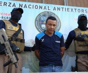 El detenido fue identificado como Edwin Joel Coca Escobar, de 20 años, alias 'El Mojado', vecino de la colonia El Reparto por Arriba.