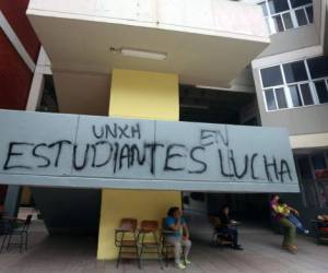 Las tomas de edificios de la UNAH no han permitido que los estudiantes que sí quieren estudiar reciban clases.
